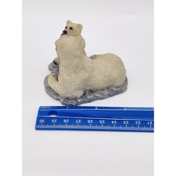2 Polar Bears Figurine Sculpture Mama & Baby Kiss 2" Cute Nick-Nack Albert Price - Picture 10 of 10